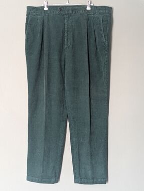 Ash Creek Trading Vintage Men's Green Corduroy Pleated Pants Dark Academia